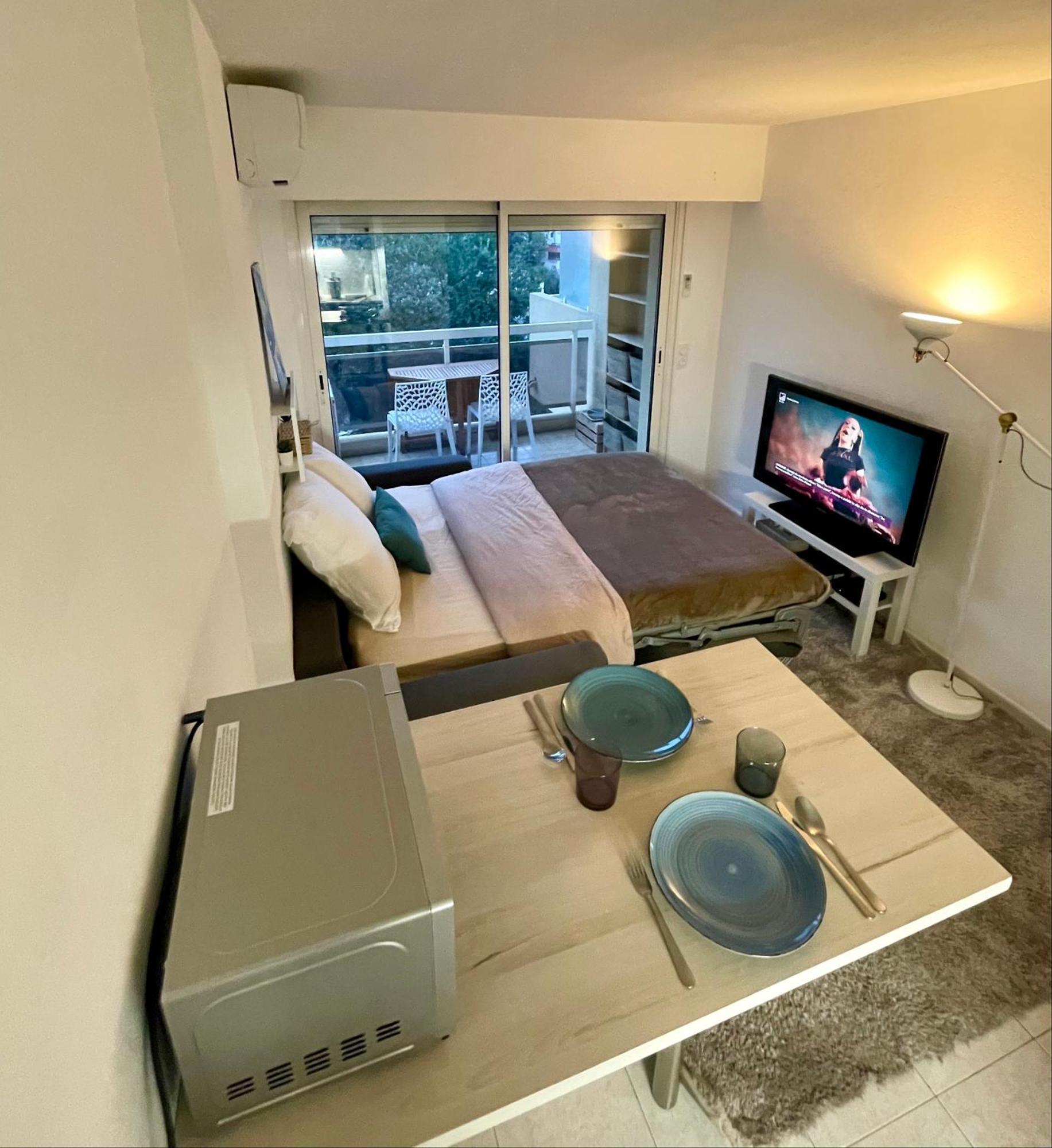 Apartment Hollydays, St Antoine Nizza